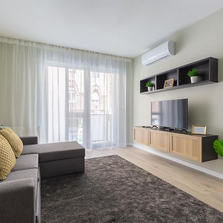 Second Home Apartment Budapest Exteriör bild