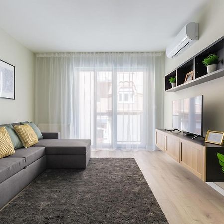 Second Home Apartment Budapest Exteriör bild
